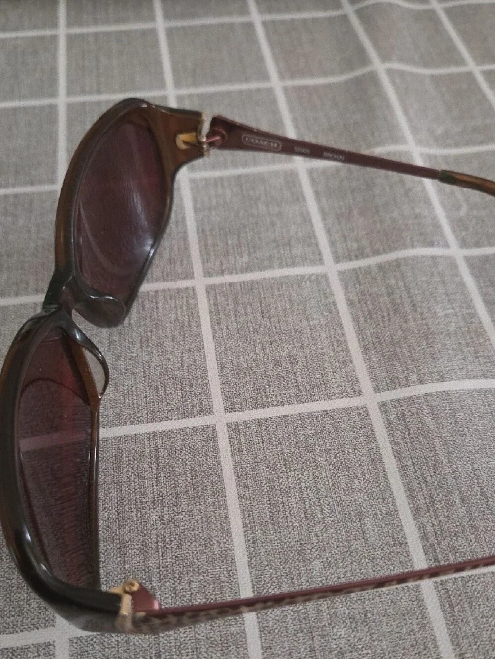 COACH Brown Women's Sunglasses - Classic UV Protection